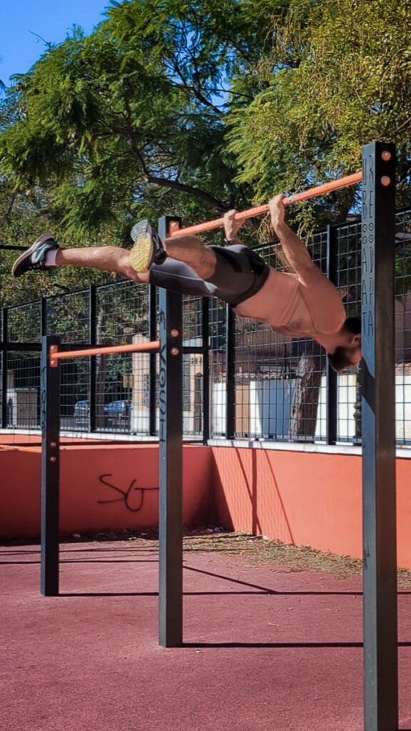 Travis_Back Lever